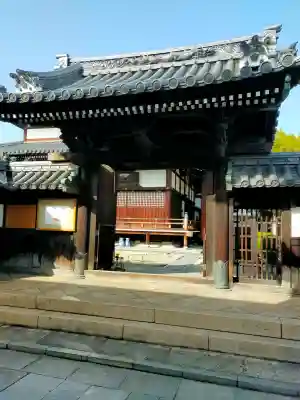 甘露寺の{uncategorized: "未分類", other: "その他", undefined: "問題あり", building: "その他建物", grave: "お墓", sacred_gate: "鳥居", guardian: "狛犬", statue: "像", buddha: "仏像", history: "歴史", nature: "自然", garden: "庭園", animal: "動物", pagoda: "塔", temizu: "手水舎", mountain_gate: "山門・神門", sanctuary: "本殿・本堂", subordinate: "末社・摂社", art: "芸術", scenery: "景色", jizo: "地蔵", ema: "絵馬", goshuin: "御朱印", omikuji: "おみくじ", items: "授与品その他", amulet: "お守り", goshuincho: "御朱印帳", eats: "食事", festival: "お祭り", votive_dance: "神楽", shichigosan: "七五三参", wedding: "結婚式", experience: "体験その他", initially: "初詣", around: "周辺", anti_infection: "感染症対策"}