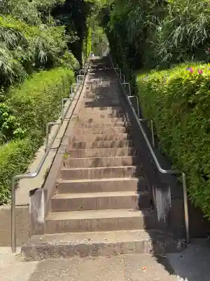 日吉神社の{uncategorized: "未分類", other: "その他", undefined: "問題あり", building: "その他建物", grave: "お墓", sacred_gate: "鳥居", guardian: "狛犬", statue: "像", buddha: "仏像", history: "歴史", nature: "自然", garden: "庭園", animal: "動物", pagoda: "塔", temizu: "手水舎", mountain_gate: "山門・神門", sanctuary: "本殿・本堂", subordinate: "末社・摂社", art: "芸術", scenery: "景色", jizo: "地蔵", ema: "絵馬", goshuin: "御朱印", omikuji: "おみくじ", items: "授与品その他", amulet: "お守り", goshuincho: "御朱印帳", eats: "食事", festival: "お祭り", votive_dance: "神楽", shichigosan: "七五三参", wedding: "結婚式", experience: "体験その他", initially: "初詣", around: "周辺", anti_infection: "感染症対策"}