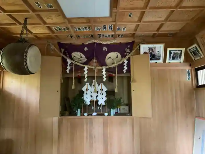 熊野神社の本殿・本堂