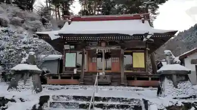田村神社の本殿・本堂