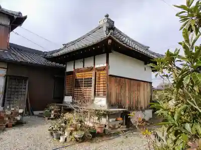泉龍寺の本殿・本堂