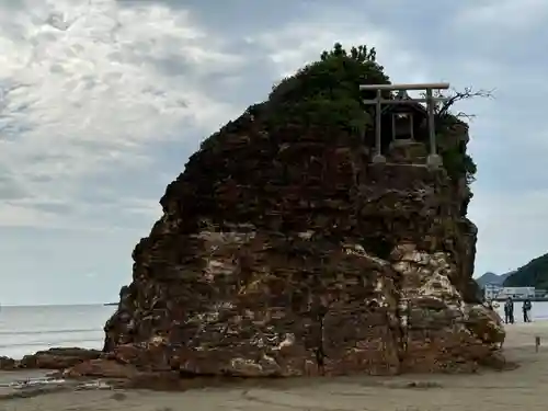 稲佐の浜　弁天島(島根県)