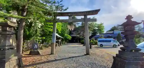 温泉神社の鳥居