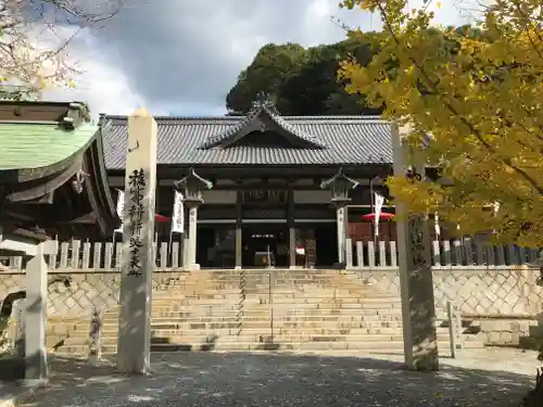 甲宗八幡宮の本殿・本堂