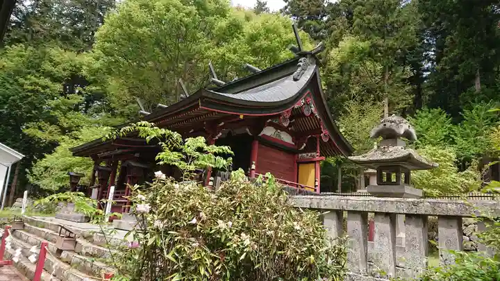 新海三社神社(長野県)