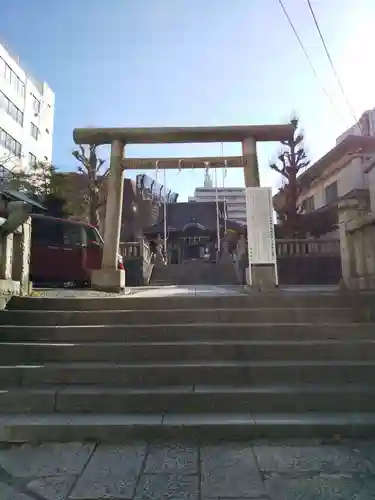 諏訪神社の鳥居