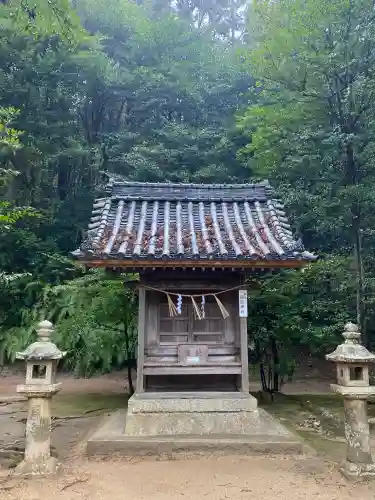 安仁神社の{uncategorized: "未分類", other: "その他", undefined: "問題あり", building: "その他建物", grave: "お墓", sacred_gate: "鳥居", guardian: "狛犬", statue: "像", buddha: "仏像", history: "歴史", nature: "自然", garden: "庭園", animal: "動物", pagoda: "塔", temizu: "手水舎", mountain_gate: "山門・神門", sanctuary: "本殿・本堂", subordinate: "末社・摂社", art: "芸術", scenery: "景色", jizo: "地蔵", ema: "絵馬", goshuin: "御朱印", omikuji: "おみくじ", items: "授与品その他", amulet: "お守り", goshuincho: "御朱印帳", eats: "食事", festival: "お祭り", votive_dance: "神楽", shichigosan: "七五三参", wedding: "結婚式", experience: "体験その他", initially: "初詣", around: "周辺", anti_infection: "感染症対策"}