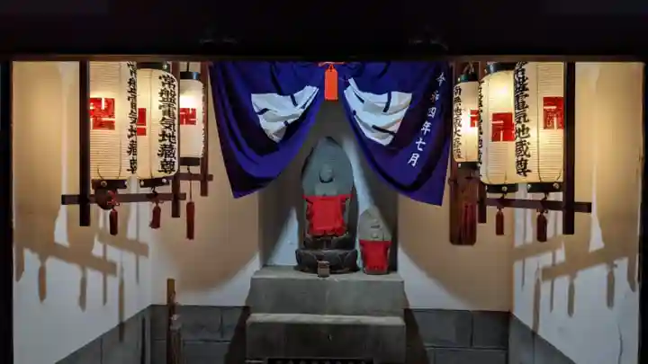 常盤電氣地蔵堂の本殿・本堂