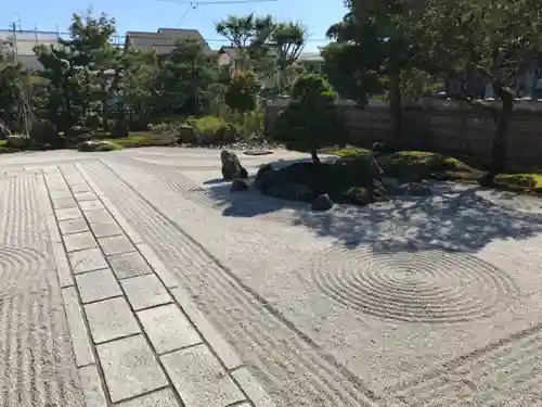 龍雲寺の庭園