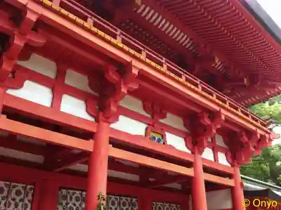 武蔵一宮氷川神社の山門・神門
