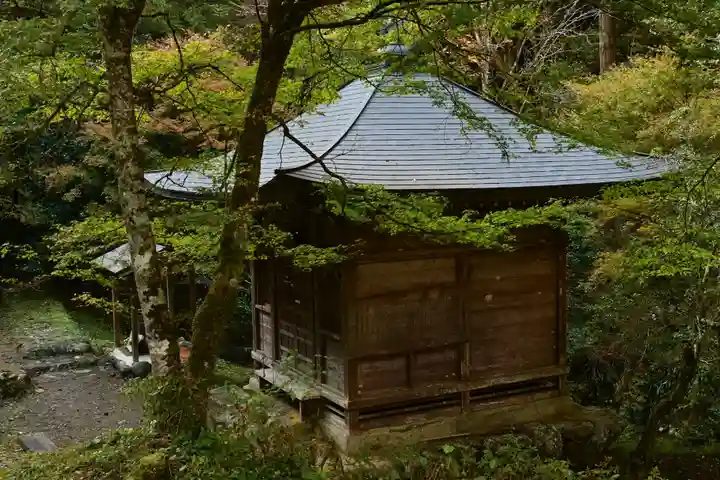 古岩屋不動尊(愛媛県)