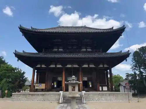 喜光寺の本殿・本堂