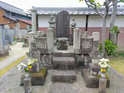 大円寺のお墓