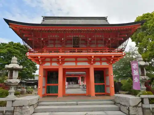 美江寺の山門・神門