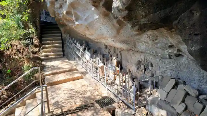 日本寺の{uncategorized: "未分類", other: "その他", undefined: "問題あり", building: "その他建物", grave: "お墓", sacred_gate: "鳥居", guardian: "狛犬", statue: "像", buddha: "仏像", history: "歴史", nature: "自然", garden: "庭園", animal: "動物", pagoda: "塔", temizu: "手水舎", mountain_gate: "山門・神門", sanctuary: "本殿・本堂", subordinate: "末社・摂社", art: "芸術", scenery: "景色", jizo: "地蔵", ema: "絵馬", goshuin: "御朱印", omikuji: "おみくじ", items: "授与品その他", amulet: "お守り", goshuincho: "御朱印帳", eats: "食事", festival: "お祭り", votive_dance: "神楽", shichigosan: "七五三参", wedding: "結婚式", experience: "体験その他", initially: "初詣", around: "周辺", anti_infection: "感染症対策"}
