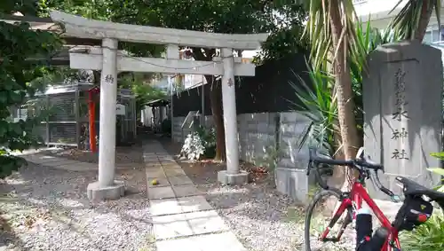 九頭龍権現水神社の鳥居