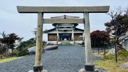 御在所　御嶽神社の鳥居