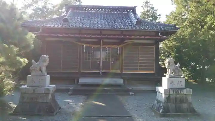 三和神社の本殿・本堂