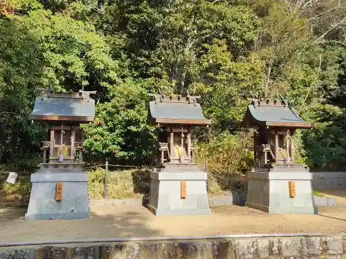 伊川谷惣社の末社・摂社