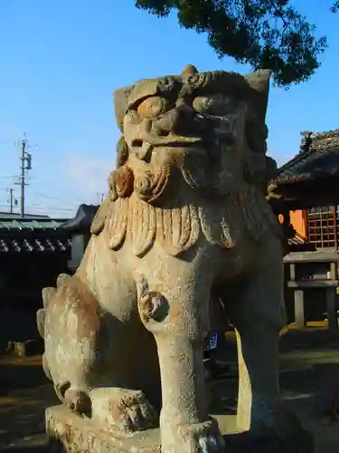 八剱神社　八剣神社の狛犬