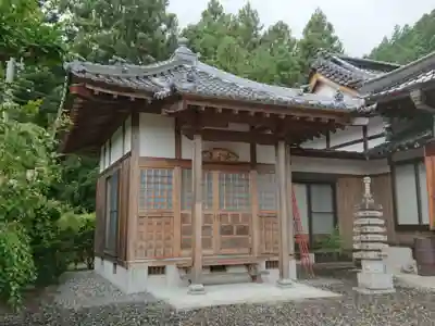 長泉院の本殿・本堂