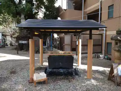上目黒氷川神社の手水舎