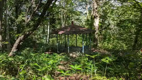 神居神社の建物その他