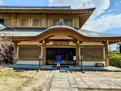 善光寺の本殿・本堂