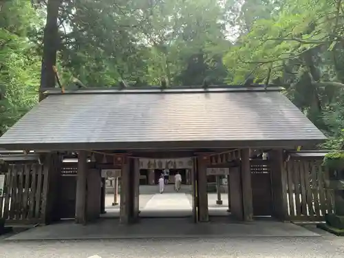 天岩戸神社の山門・神門