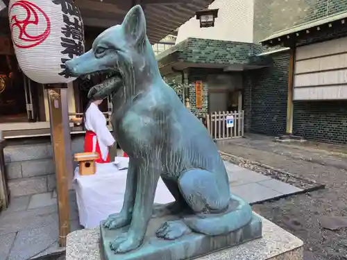 宮益御嶽神社の狛犬