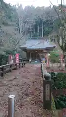 小新屋観音の建物その他