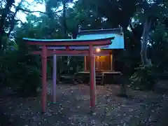 神明社の鳥居