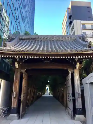 梅窓院の山門