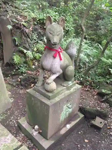 赤坂氷川神社の狛犬