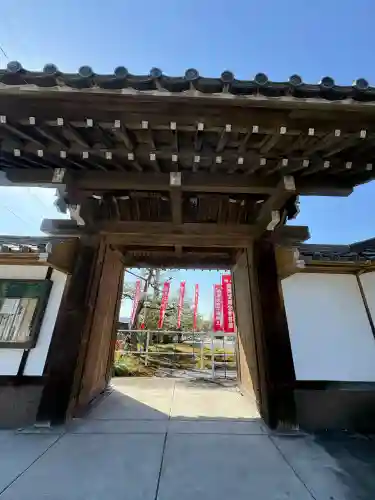 長福寺の{uncategorized: "未分類", other: "その他", undefined: "問題あり", building: "その他建物", grave: "お墓", sacred_gate: "鳥居", guardian: "狛犬", statue: "像", buddha: "仏像", history: "歴史", nature: "自然", garden: "庭園", animal: "動物", pagoda: "塔", temizu: "手水舎", mountain_gate: "山門・神門", sanctuary: "本殿・本堂", subordinate: "末社・摂社", art: "芸術", scenery: "景色", jizo: "地蔵", ema: "絵馬", goshuin: "御朱印", omikuji: "おみくじ", items: "授与品その他", amulet: "お守り", goshuincho: "御朱印帳", eats: "食事", festival: "お祭り", votive_dance: "神楽", shichigosan: "七五三参", wedding: "結婚式", experience: "体験その他", initially: "初詣", around: "周辺", anti_infection: "感染症対策"}