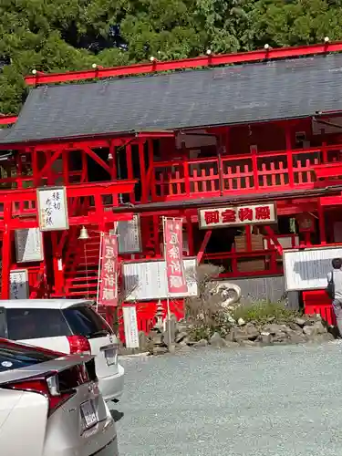 宝来宝来神社の本殿