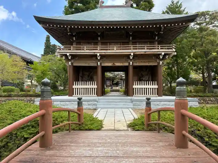 永澤寺の{uncategorized: "未分類", other: "その他", undefined: "問題あり", building: "その他建物", grave: "お墓", sacred_gate: "鳥居", guardian: "狛犬", statue: "像", buddha: "仏像", history: "歴史", nature: "自然", garden: "庭園", animal: "動物", pagoda: "塔", temizu: "手水舎", mountain_gate: "山門・神門", sanctuary: "本殿・本堂", subordinate: "末社・摂社", art: "芸術", scenery: "景色", jizo: "地蔵", ema: "絵馬", goshuin: "御朱印", omikuji: "おみくじ", items: "授与品その他", amulet: "お守り", goshuincho: "御朱印帳", eats: "食事", festival: "お祭り", votive_dance: "神楽", shichigosan: "七五三参", wedding: "結婚式", experience: "体験その他", initially: "初詣", around: "周辺", anti_infection: "感染症対策"}