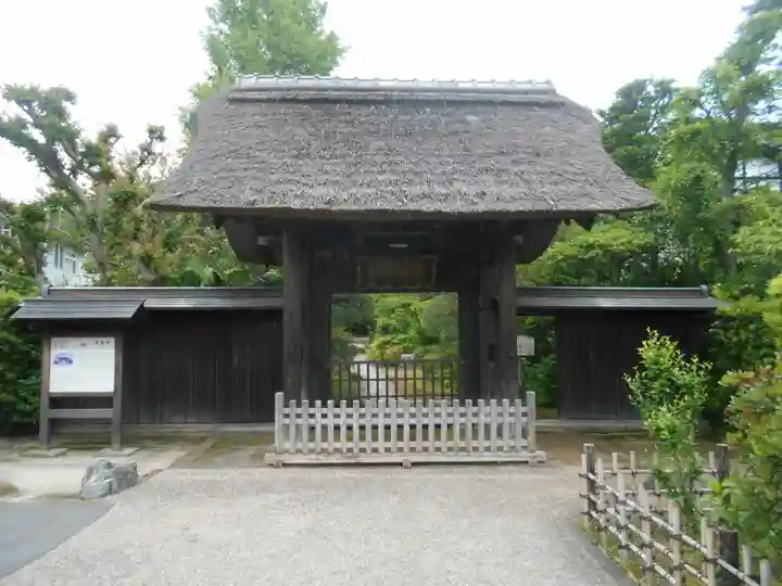 常楽寺の山門・神門