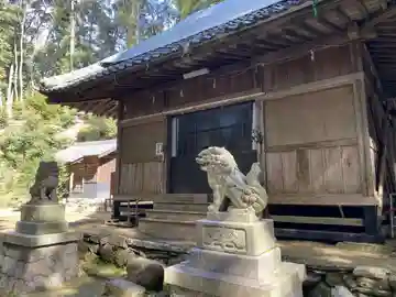 上衣文神明社の本殿・本堂
