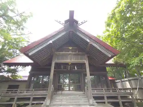 留萌神社の本殿・本堂