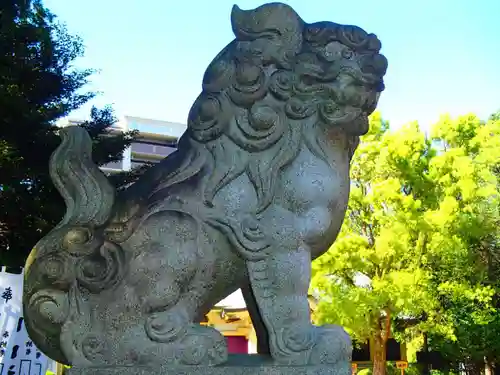 白山神社の狛犬