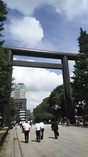 靖國神社の鳥居