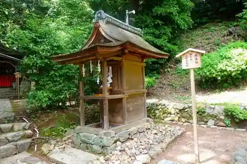 宇治上神社の末社