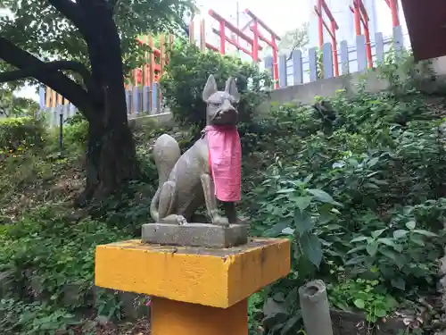 中司孫太郎稲荷神社の狛犬