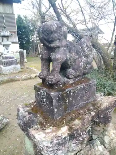 土佐神社離宮の狛犬