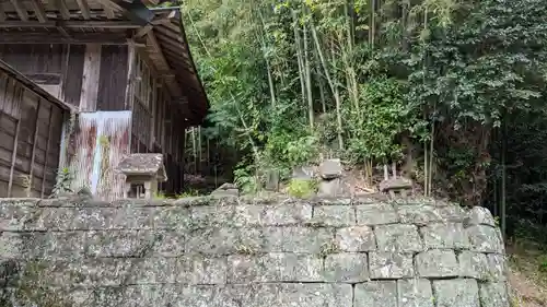 八幡神社の末社