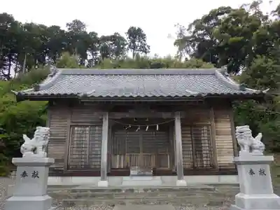 八幡神社の本殿・本堂