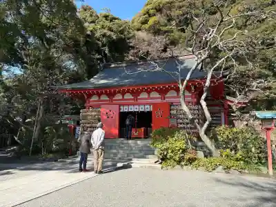 荏柄天神社の{uncategorized: "未分類", other: "その他", undefined: "問題あり", building: "その他建物", grave: "お墓", sacred_gate: "鳥居", guardian: "狛犬", statue: "像", buddha: "仏像", history: "歴史", nature: "自然", garden: "庭園", animal: "動物", pagoda: "塔", temizu: "手水舎", mountain_gate: "山門・神門", sanctuary: "本殿・本堂", subordinate: "末社・摂社", art: "芸術", scenery: "景色", jizo: "地蔵", ema: "絵馬", goshuin: "御朱印", omikuji: "おみくじ", items: "授与品その他", amulet: "お守り", goshuincho: "御朱印帳", eats: "食事", festival: "お祭り", votive_dance: "神楽", shichigosan: "七五三参", wedding: "結婚式", experience: "体験その他", initially: "初詣", around: "周辺", anti_infection: "感染症対策"}