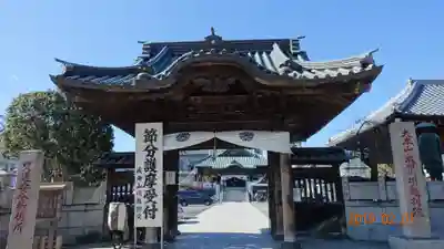 成田山川越別院の山門・神門