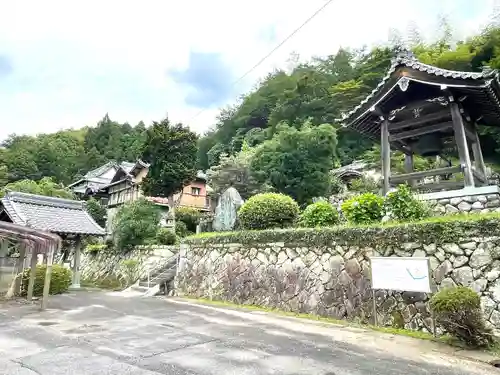 誕生寺(三重県)